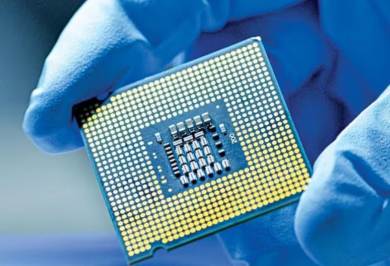 India में Chip Revolution! Semiconductor सेक्टर में ₹5 लाख करोड़ की तैयारी