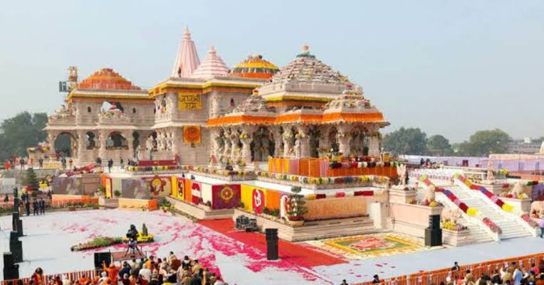 Ram Mandir Trust Meeting: स्वामी देवकीनंदन महाराज ने बैठक के लाइव टेलीकास्ट की मांग की, ट्रस्ट भंग करने की भी उठाई मांग