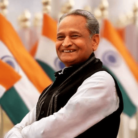 यमुना जल समझौते पर सियासी संग्राम, BJP ने गहलोत को घेरा तो कांग्रेस ने सरकार से पूछे बड़े सवाल