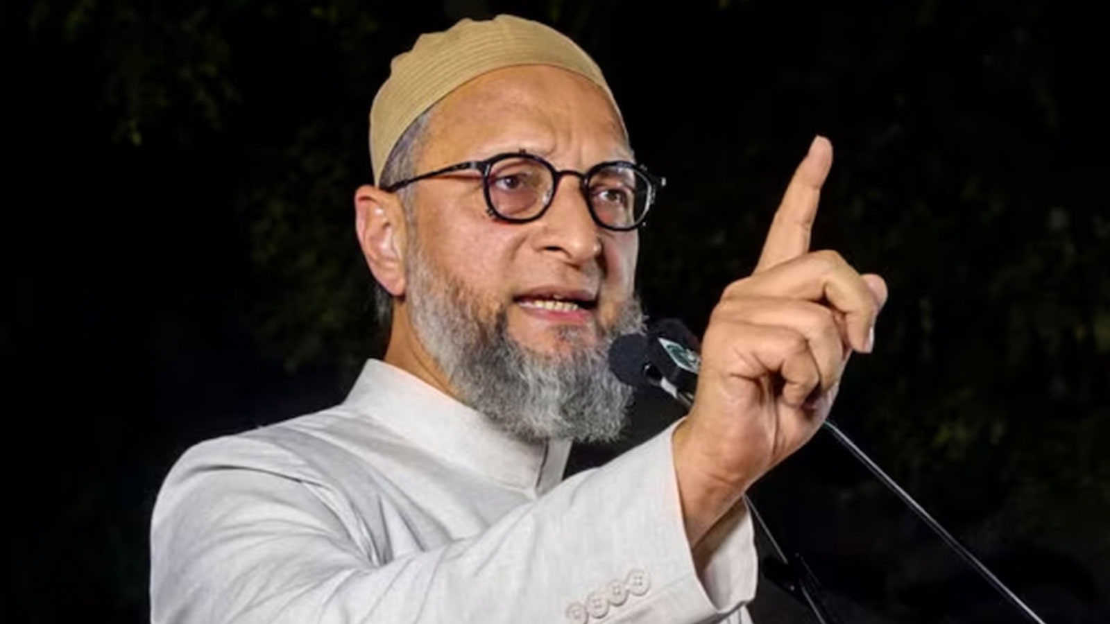 SIR के खिलाफ सुप्रीम कोर्ट तक पहुंचे ओवैसी, बोले- हम विरोध भी करेंगे और लड़ाई भी जारी रखेंगे
