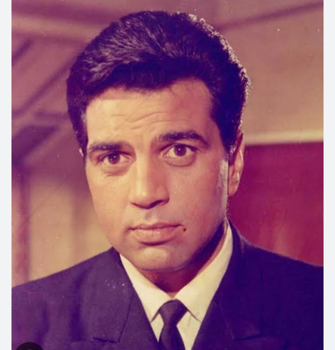 बालीवुड के मशहूर अभिनेता धर्मेन्द्र की मौत से फिल्म जगत में शोक की लहर। 