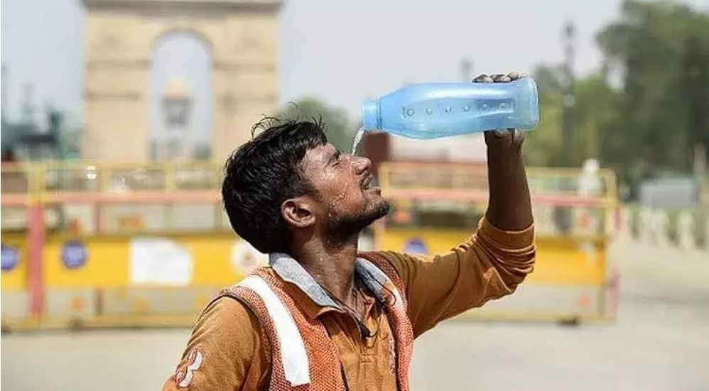 भारत में हीटवेव का कहर जारी, मौसम विभाग ने गर्मी और कमजोर मानसून को लेकर जारी की चेतावनी | Janta 24x7 News