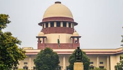 सुप्रीम कोर्ट का बड़ा बयान: स्ट्रीट डॉग केस में कहा— “कुत्तों का दिमाग नहीं पढ़ सकते कि कब काटेगा” Janta24x7news