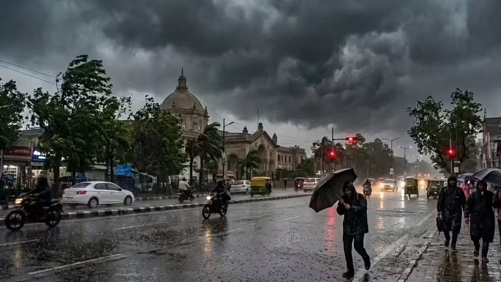 मौसम विभाग का अलर्ट: लखनऊ समेत कई जिलों में आंधी-बारिश और तेज हवाओं की चेतावनी  janta24x7news