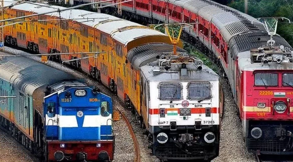 दशहरा-दिवाली से पहले UP के लिए स्पेशल ट्रेनों का ऐलान, यात्रियों की सुविधा के लिए रेलवे की तैयारी तेज