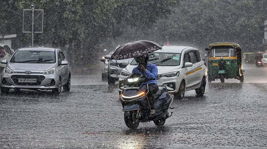 UP समेत कई राज्यों में भारी बारिश का अलर्ट, IMD ने जारी किया नया अपडेट