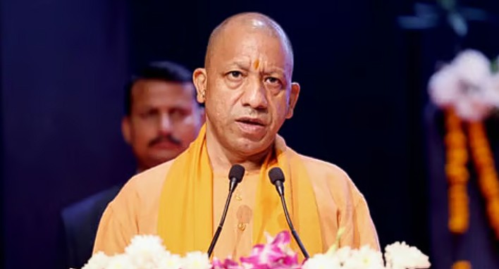 UP में 1 लाख युवाओं को सरकारी नौकरी! CM योगी का बड़ा ऐलान