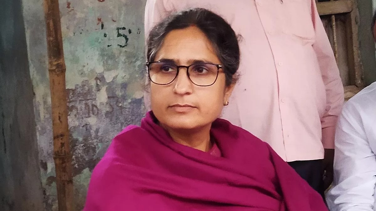 रणजीत रंजन बोलीं- पारदर्शिता होती तो विपक्षी सांसदों से मिलता चुनाव आयोग